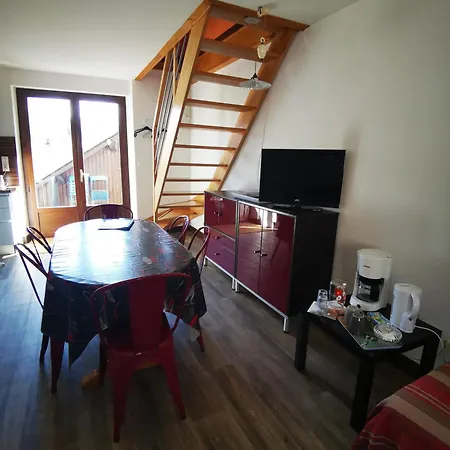 Les Racines Bohemes Guest house Aveze (Puy-de-Dome)