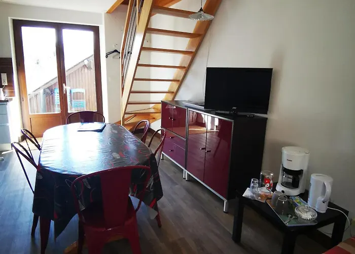 Les Racines Bohemes Guest house Aveze (Puy-de-Dome)